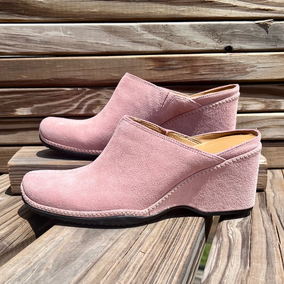 - Rockport Tahoe City Pink Suede Wedge Mule SZ 7! EUC! - Picture 9 of 15